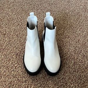 urban outfitters Chelsea boot